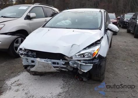 2016 Ford Focus Se из США, поврежденный, VIN 1FADP3K22GL311814